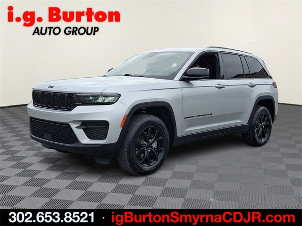 Certified 2024 Jeep Grand Cherokee Laredo SUV