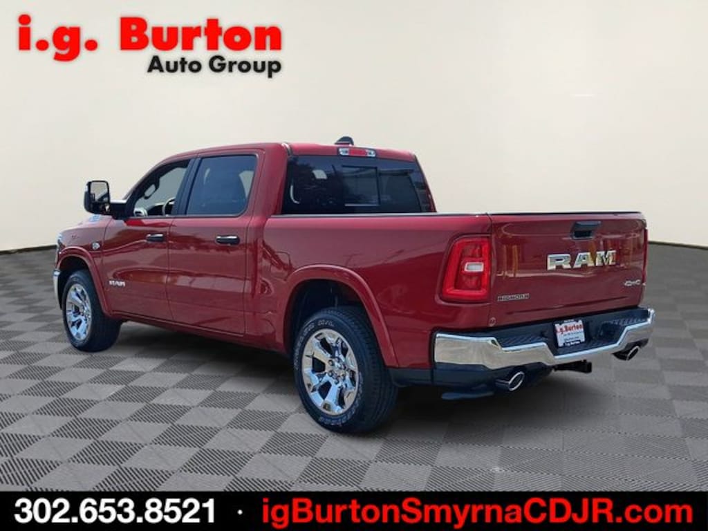 New 2026 Ram 1500 BIG HORN CREW CAB 4X4 5'7 BOX Pickup