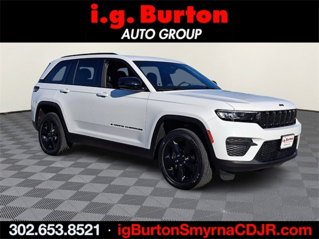 Used 2023 Jeep Grand Cherokee Laredo SUV