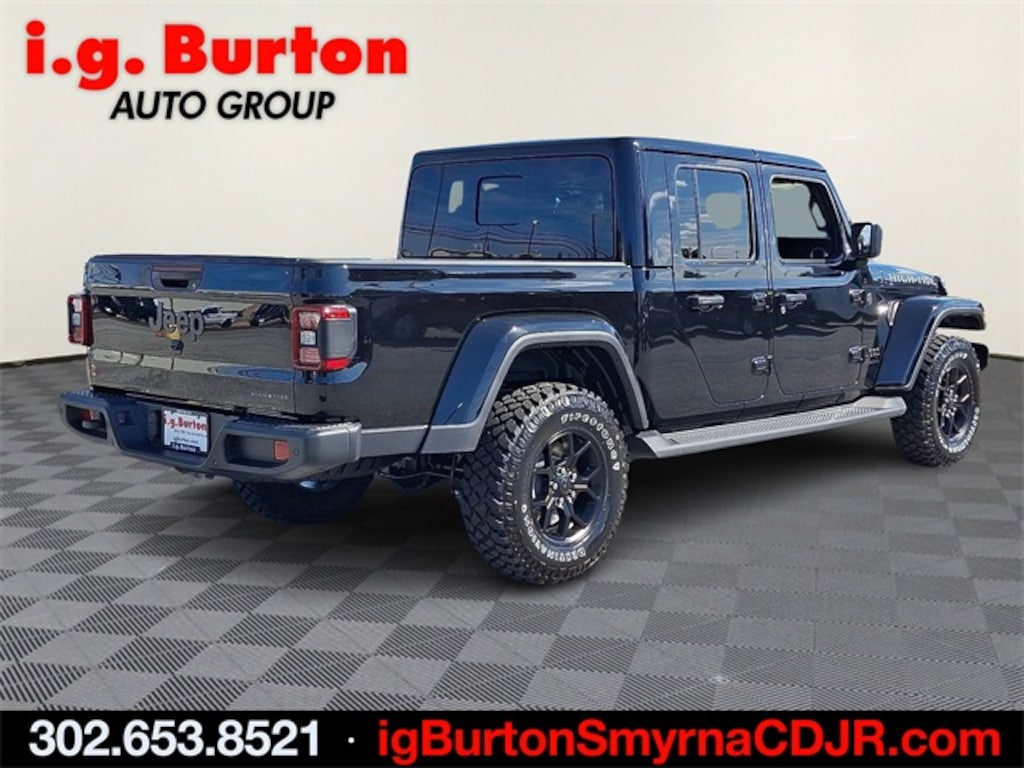 New 2025 Jeep Gladiator HIGH TIDE 4X4 Pickup