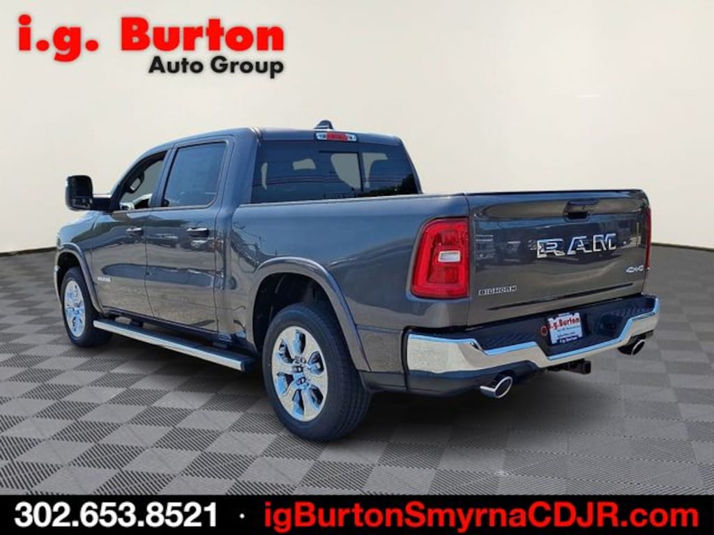 New 2026 Ram 1500 BIG HORN CREW CAB 4X4 5'7 BOX Pickup
