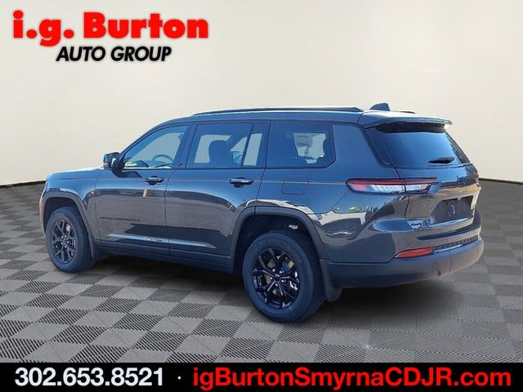 Used 2025 Jeep Grand Cherokee L Laredo SUV