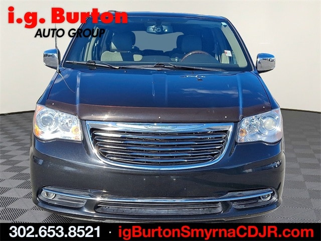 Used 2016 Chrysler Town & Country Limited Platinum with VIN 2C4RC1GGXGR166937 for sale in Smyrna, DE