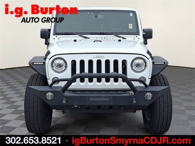 2018 Jeep Wrangler Unlimited Rubicon photo 2