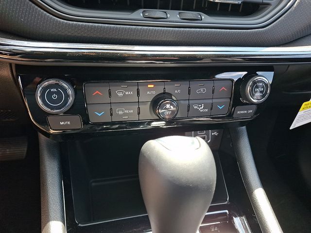 2026 Jeep Compass Latitude Altitude - Photo 14