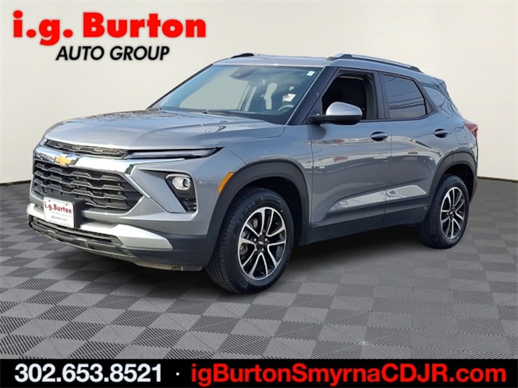 Used 2025 Chevrolet Trailblazer LT SUV