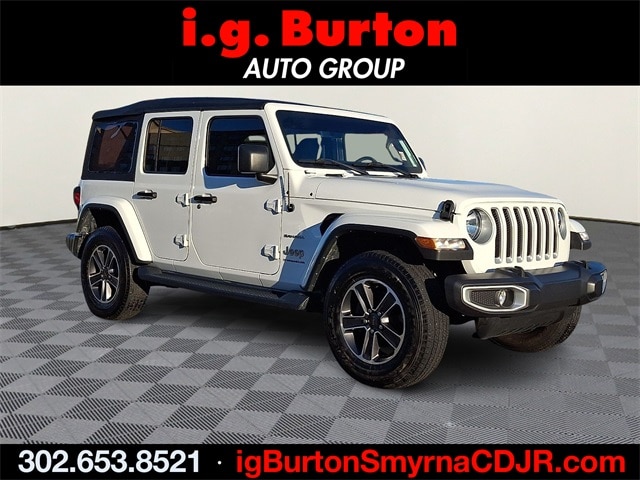 2023 Jeep Wrangler 4-Door Sahara's photo