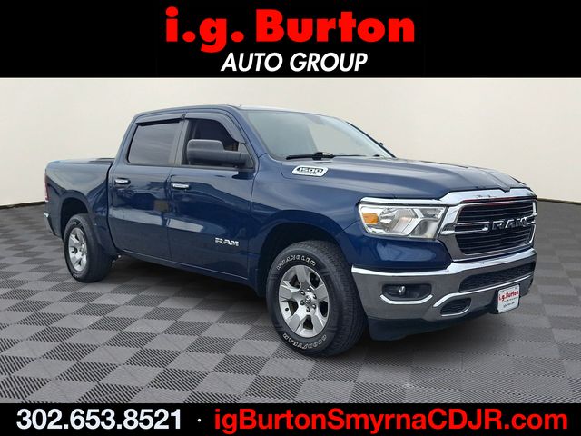 2020 RAM 1500 Big Horn/Lone Star 4x4 Crew Cab 5'7's photo