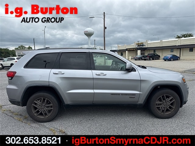 Certified 2016 Jeep Grand Cherokee Laredo with VIN 1C4RJFAG2GC457372 for sale in Smyrna, DE