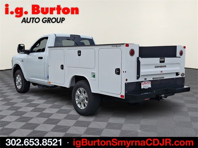 2024 Ram 3500 Tradesman photo 3