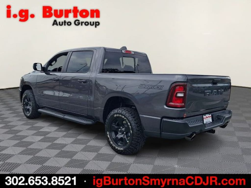 New 2026 Ram 1500 WARLOCK CREW CAB 4X4 5'7 BOX Pickup