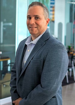 Staff member Kevin Bindel from ID_1a29b3179f0d