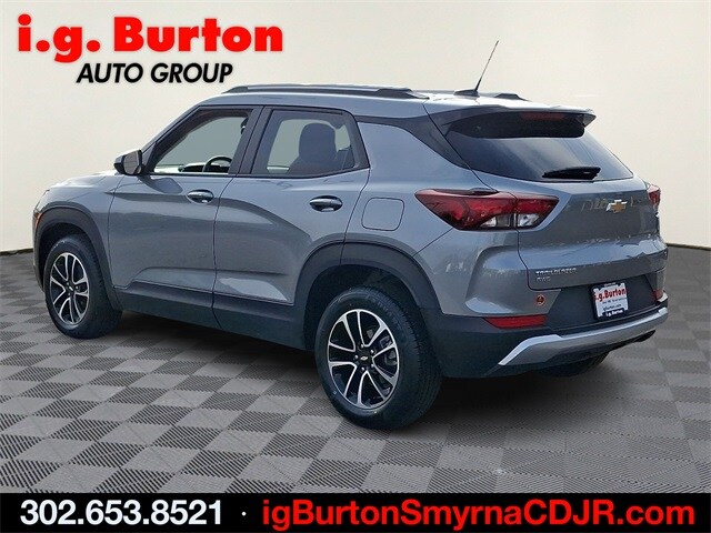 2025 Chevrolet Trailblazer LT photo 4