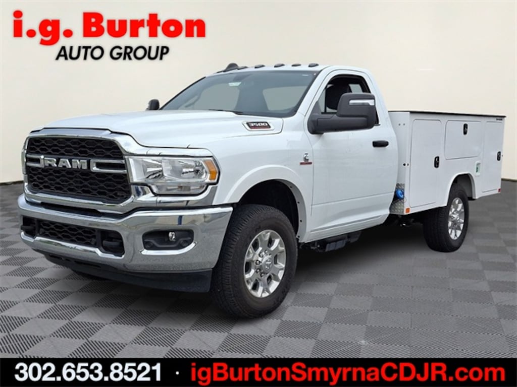 New 2024 Ram 3500 Chassis Cab 3500 TRADESMAN CHASSIS REGULAR CAB 4X4 60' CA Pickup