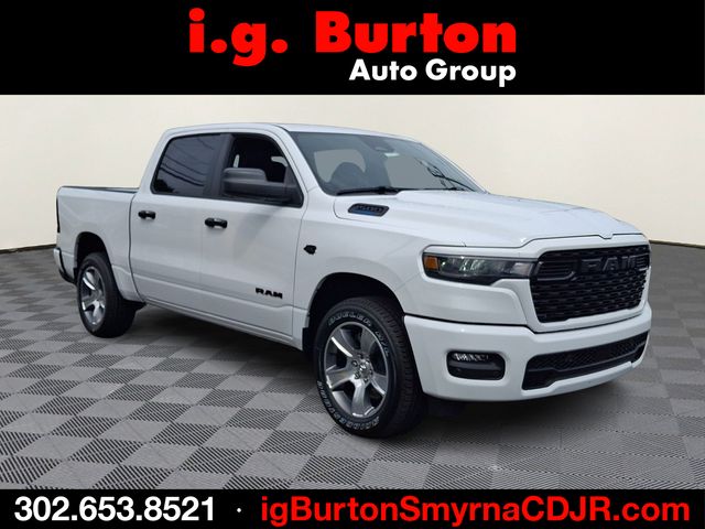 2027 Ram 1500 EXPRESS CREW CAB 4X4 5'7 BOX Pickup