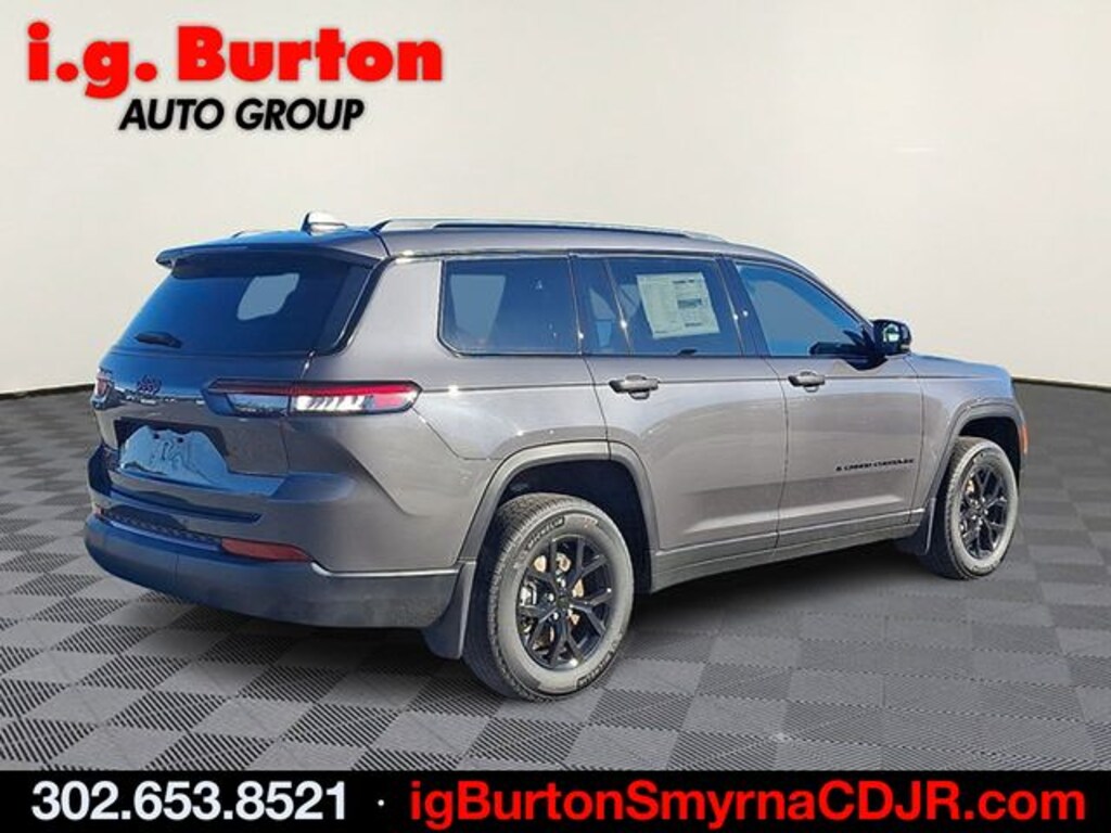 Used 2025 Jeep Grand Cherokee L Laredo SUV