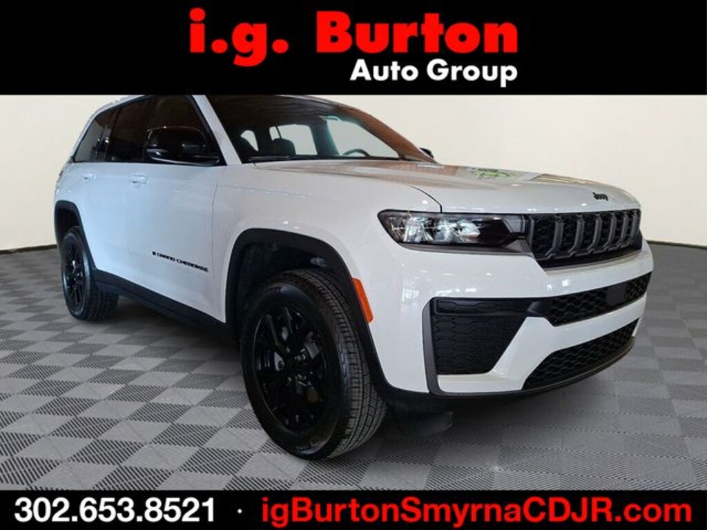 New 2026 Jeep Grand Cherokee LAREDO ALTITUDE 4X4 Sport Utility