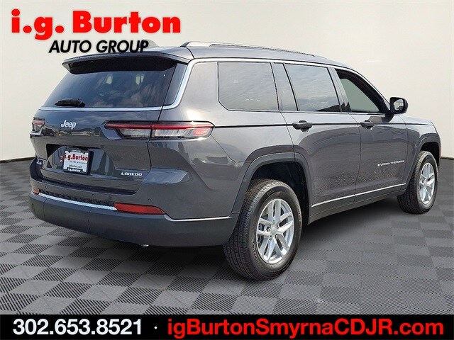 2025 Jeep Grand Cherokee Laredo photo 4