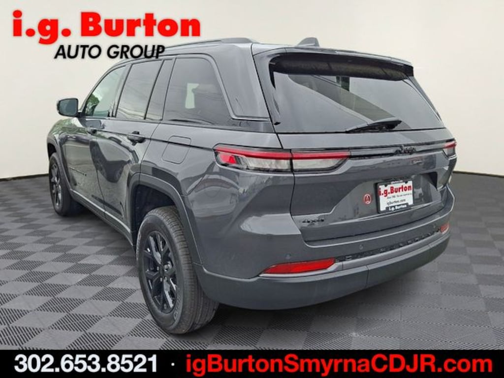 New 2026 Jeep Grand Cherokee LAREDO ALTITUDE 4X4 Sport Utility