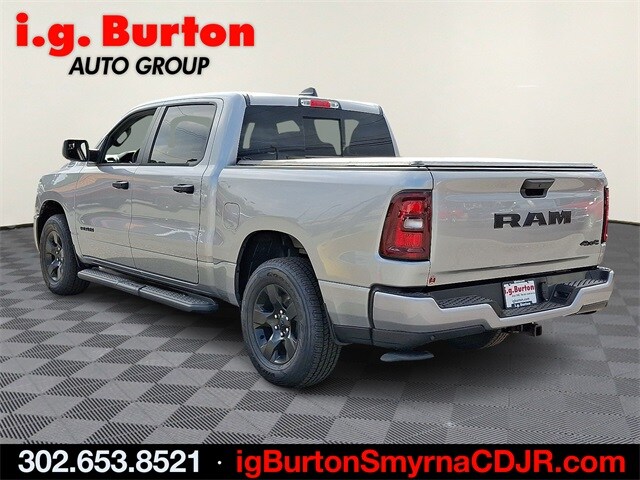 2025 Ram 1500 Tradesman photo 3