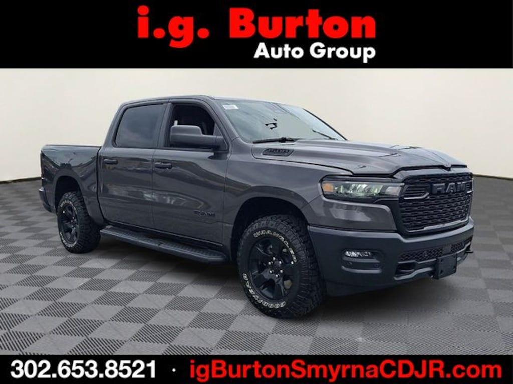 New 2026 Ram 1500 WARLOCK CREW CAB 4X4 5'7 BOX Pickup