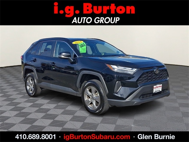 2024 Toyota RAV4 XLE's photo