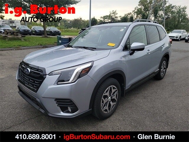 2022 Subaru Forester Premium photo 3