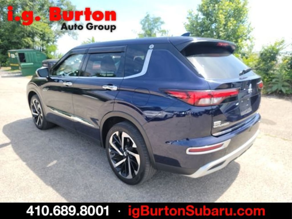 Used 2023 Mitsubishi Outlander Phev SE SUV