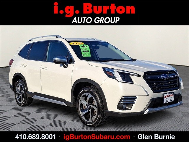 2023 Subaru Forester Touring's photo