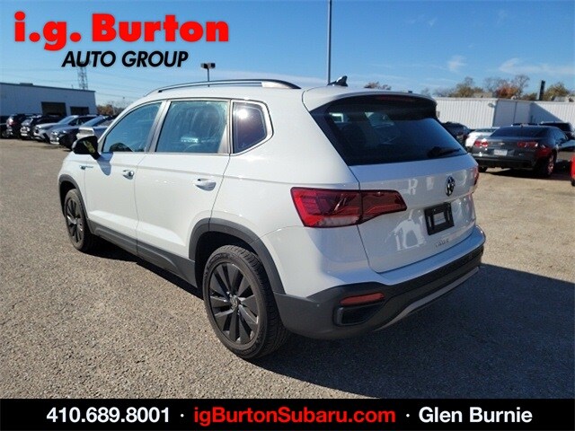 2024 Volkswagen Taos S photo 2