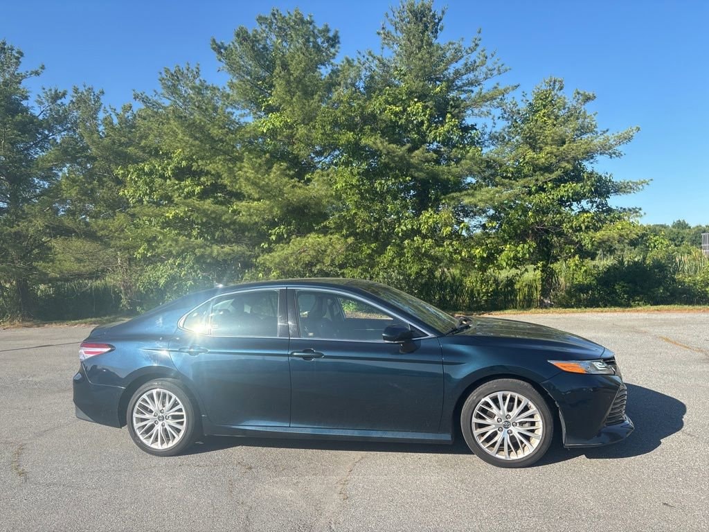 2018 Toyota Camry 2.5 Auto XLE's photo
