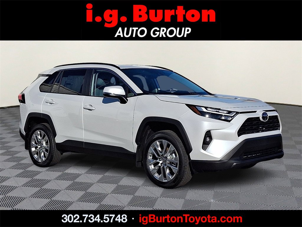 2025 Toyota RAV4 XLE Premium's photo