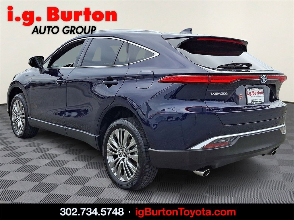 Used 2023 Toyota Venza Limited SUV