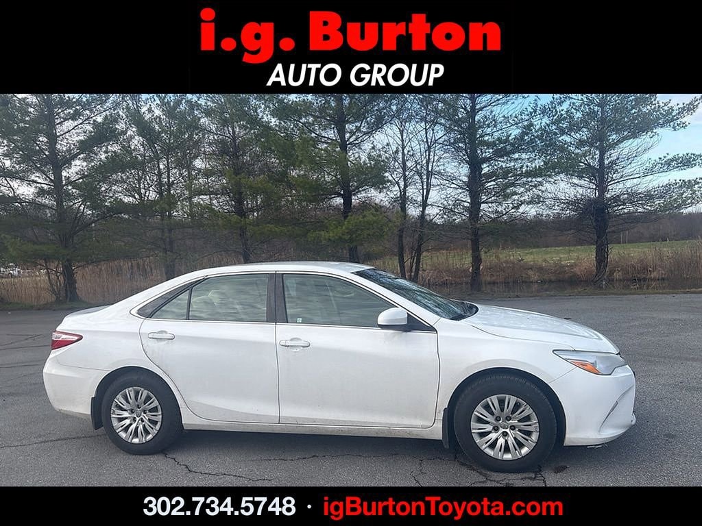 2017 Toyota Camry LE