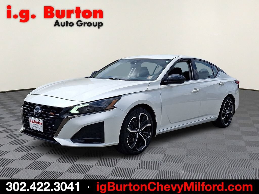 Used 2023 Nissan Altima 2.5 SR Sedan