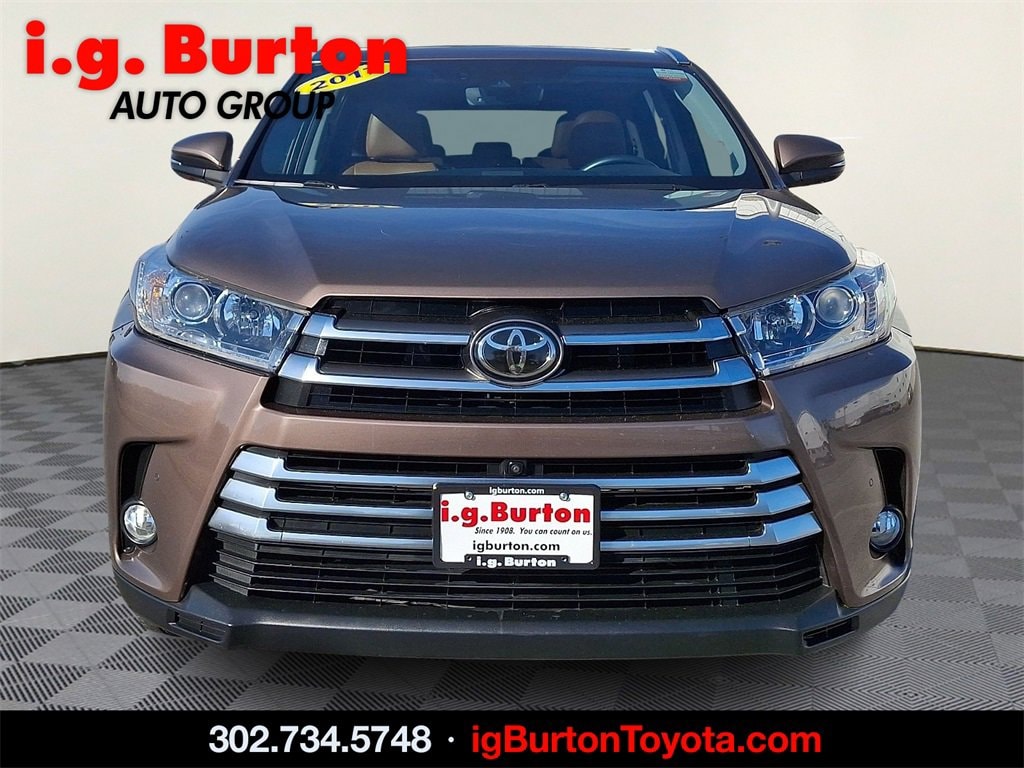 Certified 2017 Toyota Highlander Limited Platinum SUV