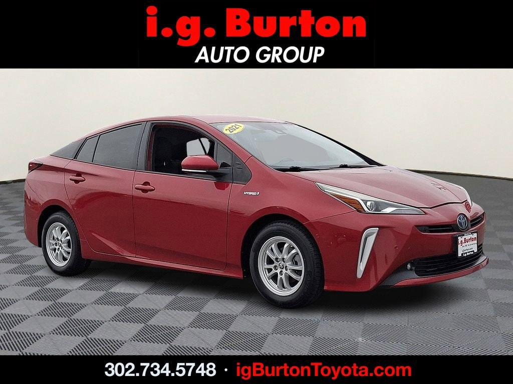 Certified 2021 Toyota Prius LE Hatchback