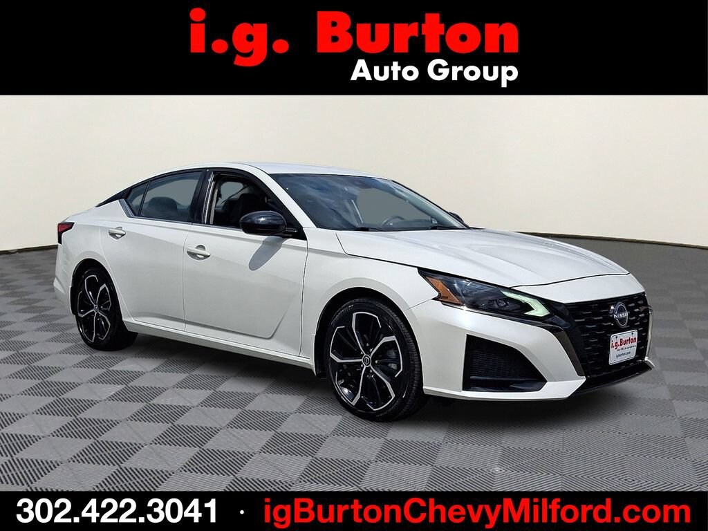 Used 2023 Nissan Altima 2.5 SR Sedan