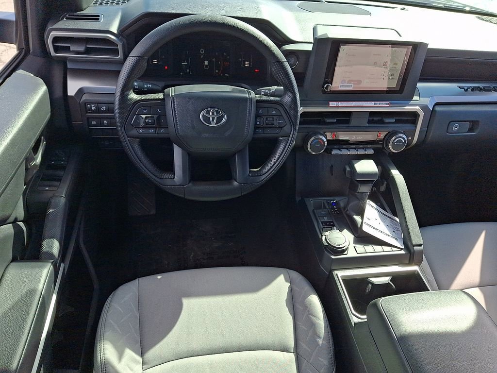 2026 Toyota Tacoma SR5 - Photo 7