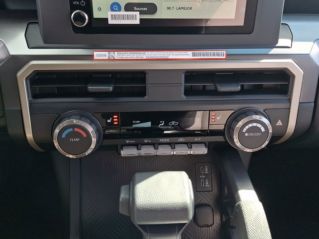 2026 Toyota Tacoma SR5 - Photo 11