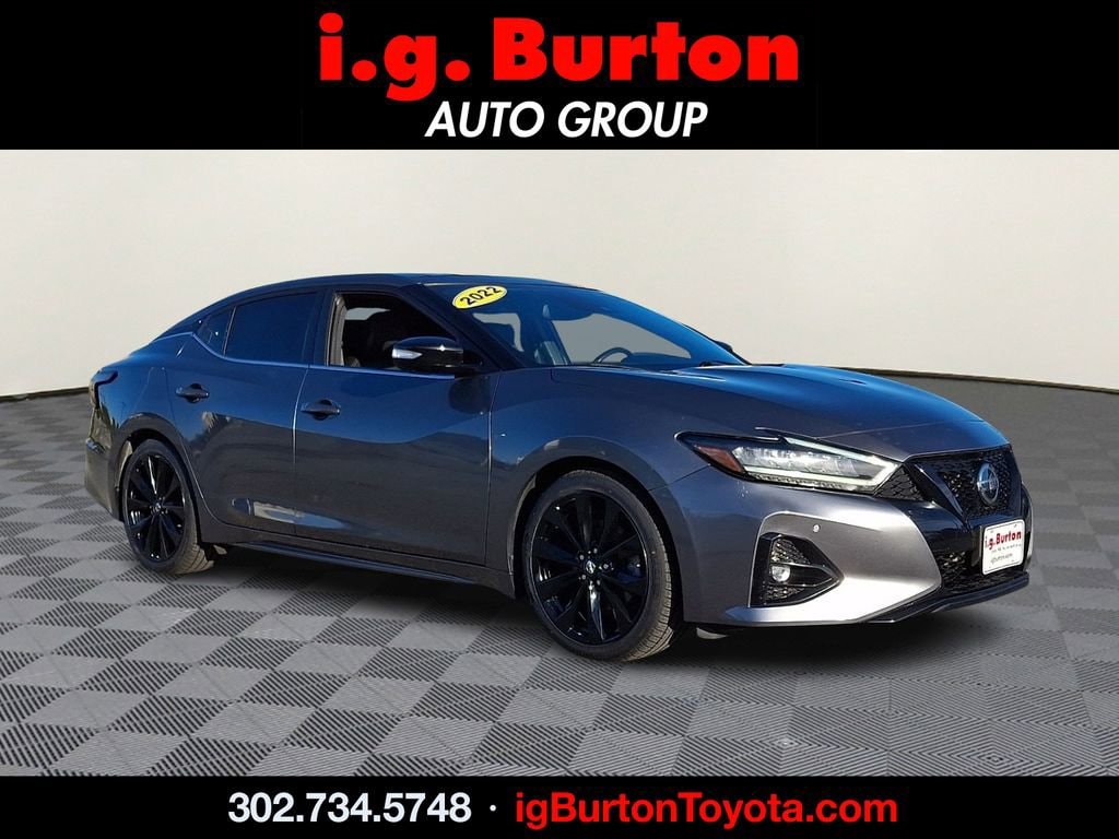 2022 Nissan Maxima SR
