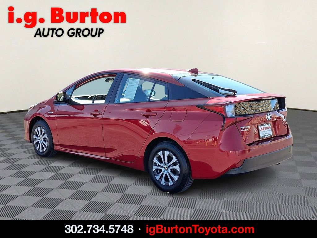 Certified 2019 Toyota Prius LE Hatchback