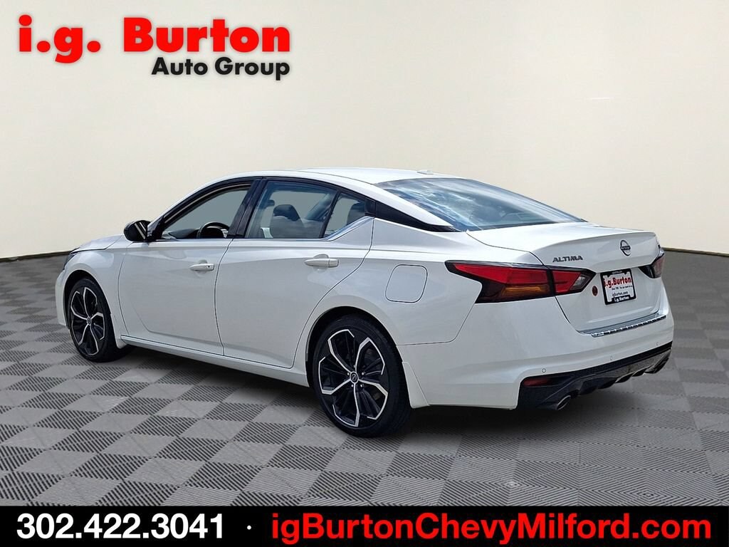 Used 2023 Nissan Altima 2.5 SR Sedan