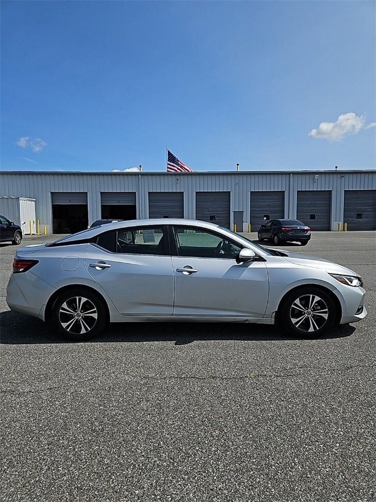 Used 2020 Nissan Sentra SV with VIN 3N1AB8CV5LY216928 for sale in Dover, DE