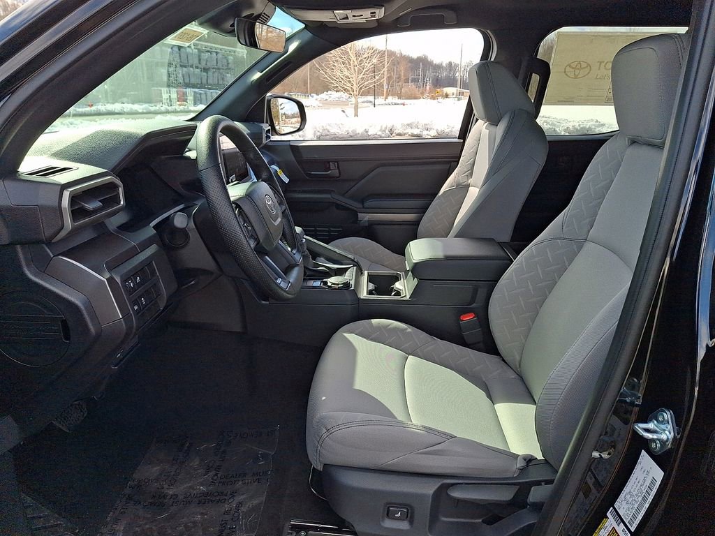 2026 Toyota Tacoma SR5 - Photo 9