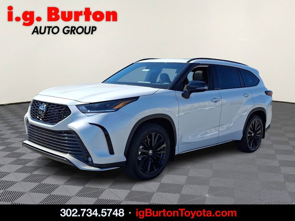 New 2026 Toyota Highlander XSE SUV