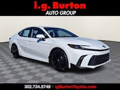 2026 Toyota Camry SE Sedan