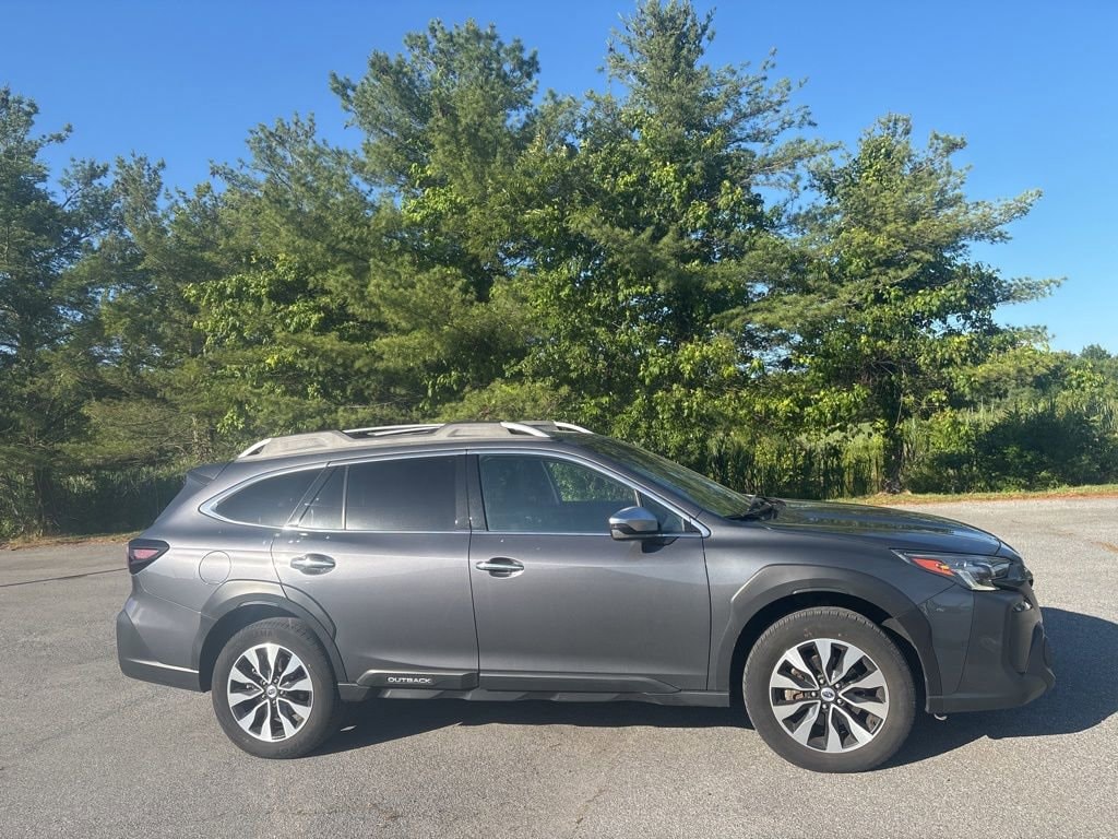 2024 Subaru Outback Touring XT's photo