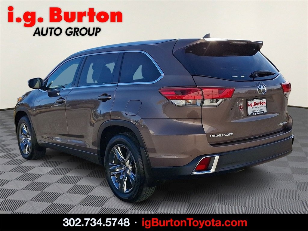 Certified 2017 Toyota Highlander Limited Platinum SUV