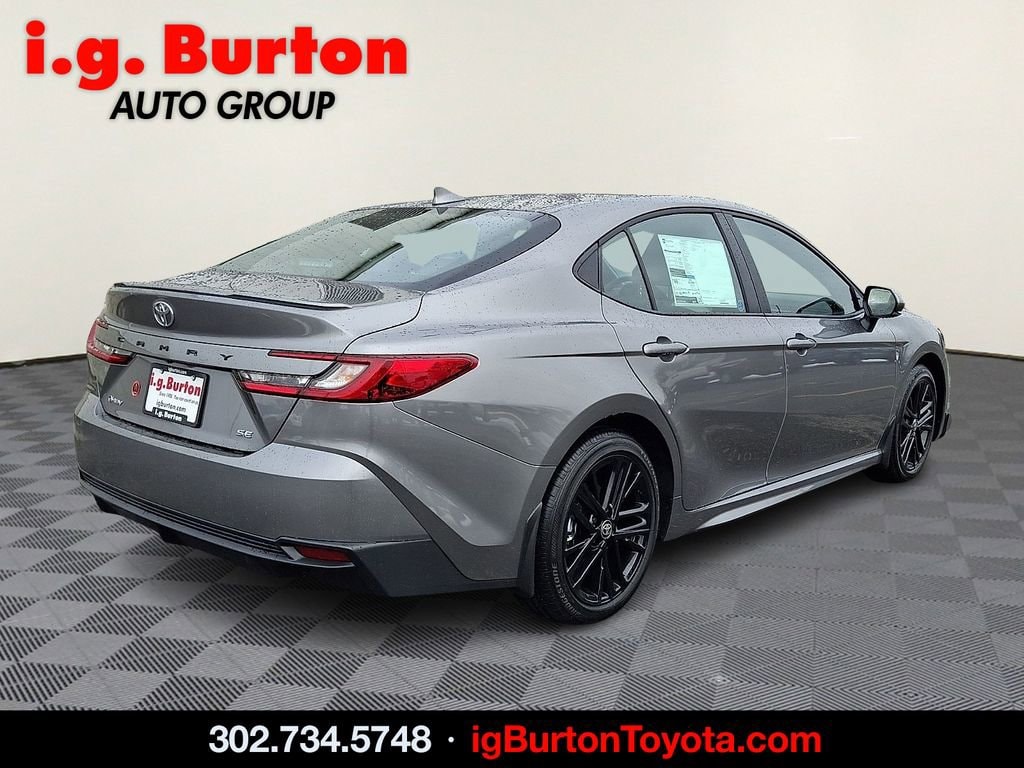 New 2026 Toyota Camry SE Sedan